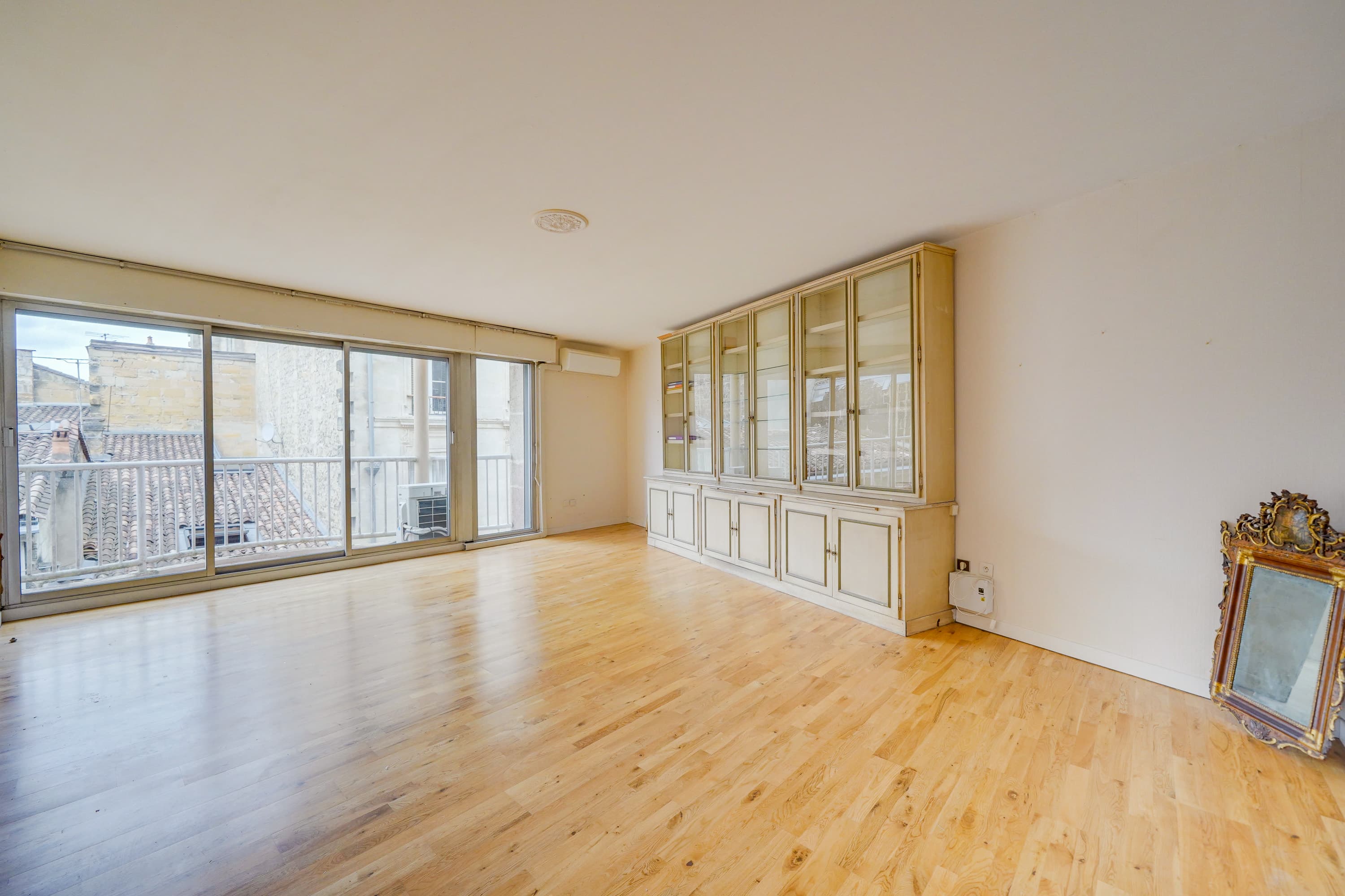 RES SERVICES SENIORS LES HESPERIDES ST CHRISTOLY - T2  LUMINEUX AVEC BALCON