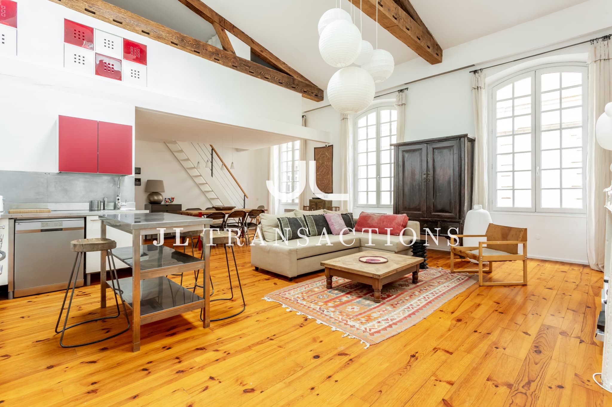 Bordeaux Centre historique, élégant 2 pièces en parfait état - 71,39 m2