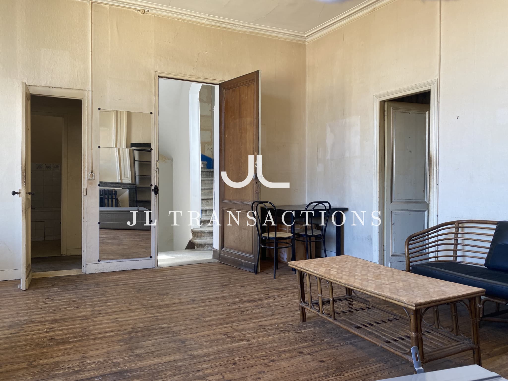 Chartrons - Appartement 2 pièces à rénover - 50,81m²