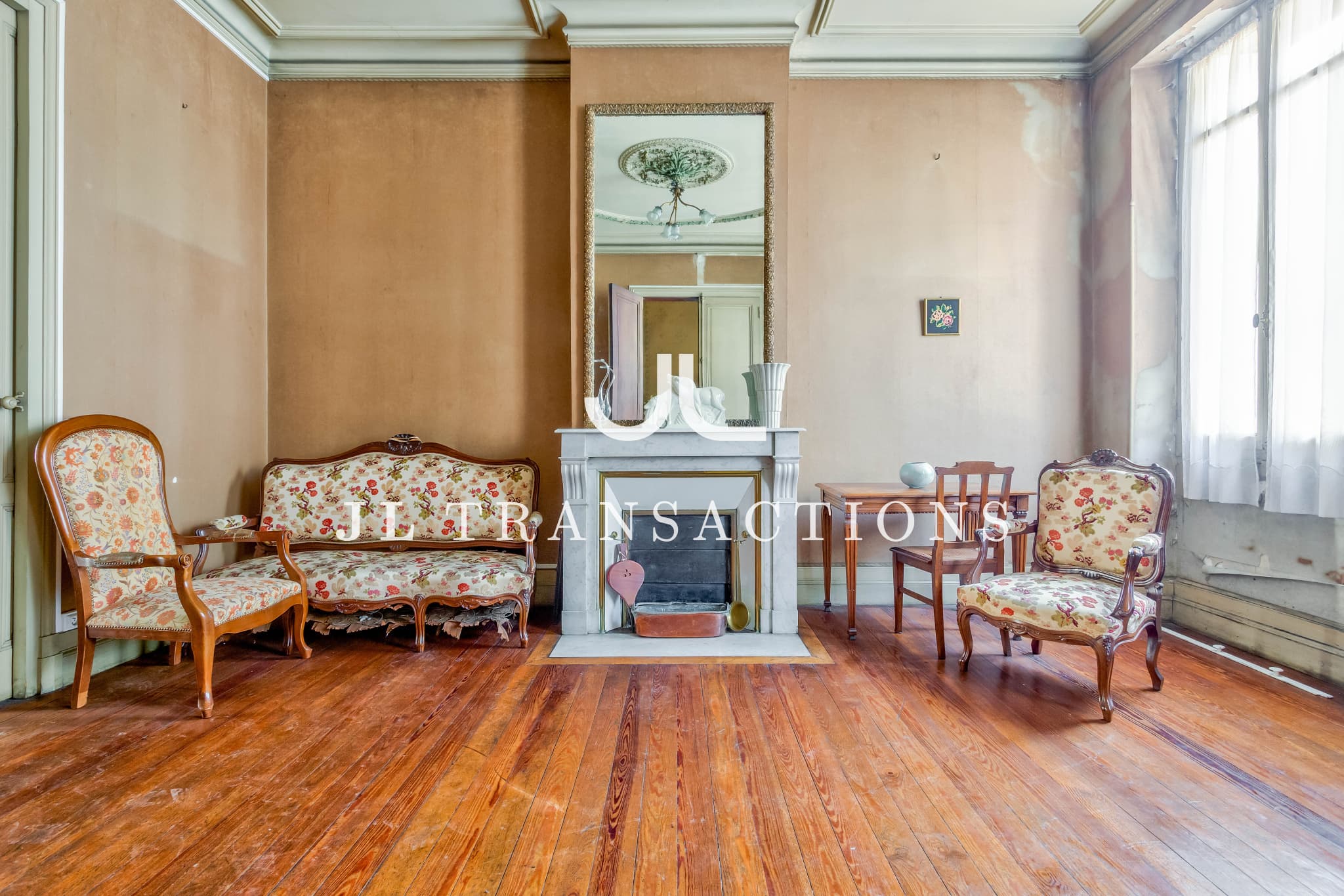 Saint-Genès - Maison 8 pièces - 195m²