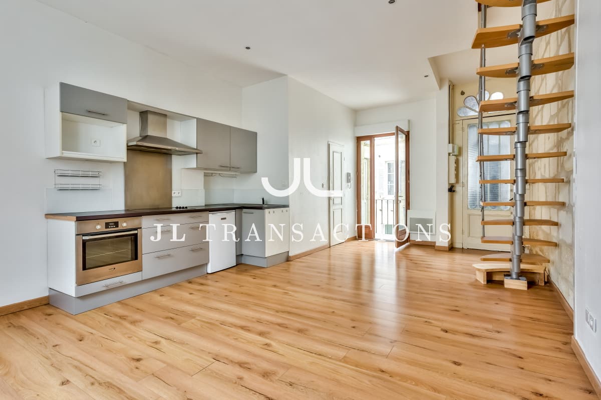 Quai Richelieu - Appartement T1 bis en duplex