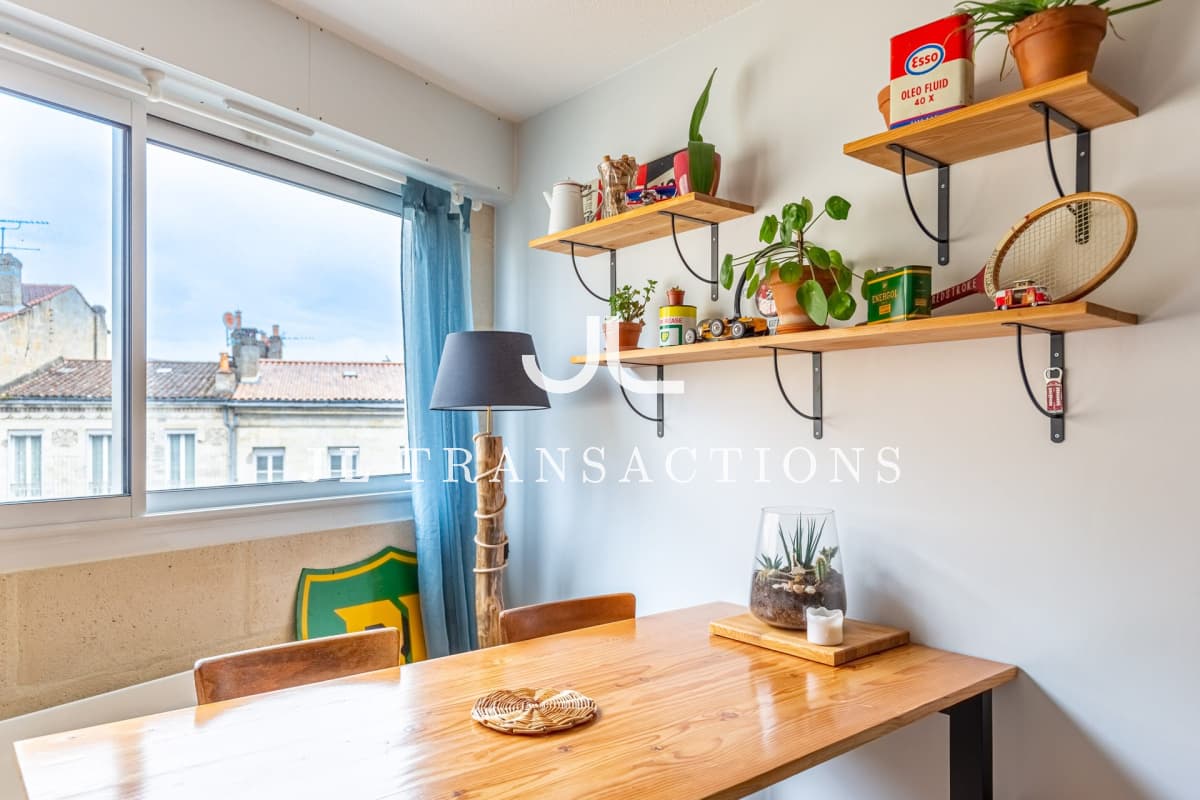 Saint-Michel - Appartement 2 pièces entièrement rénové - 43,12 m²